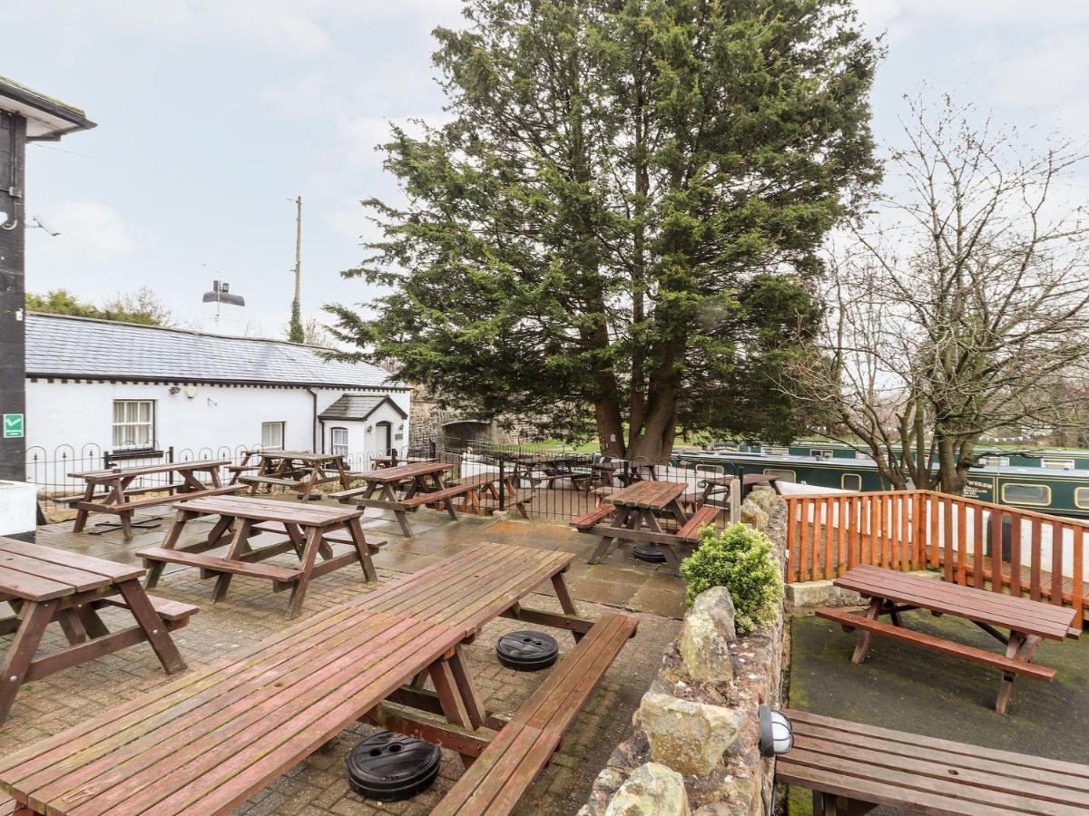 Scotch Hall Cottage Llangollen Zewnętrze zdjęcie